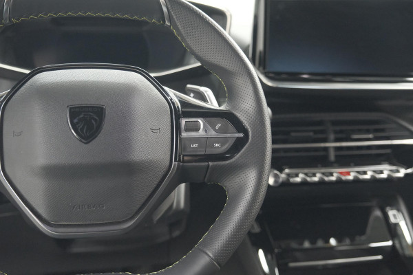 Peugeot 2008 PureTech 130 EAT8 GT | 360 Camera | Dodehoekdetectie | Navigatie | Apple Carplay