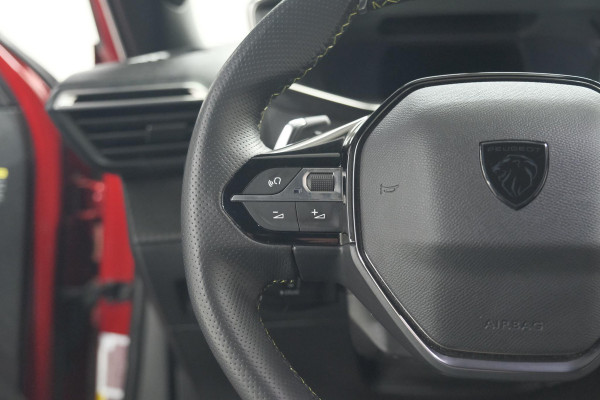 Peugeot 2008 PureTech 130 EAT8 GT | 360 Camera | Dodehoekdetectie | Navigatie | Apple Carplay