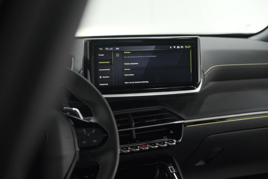 Peugeot 2008 PureTech 130 EAT8 GT | 360 Camera | Dodehoekdetectie | Navigatie | Apple Carplay