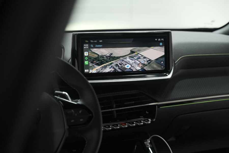 Peugeot 2008 PureTech 130 EAT8 GT | 360 Camera | Dodehoekdetectie | Navigatie | Apple Carplay