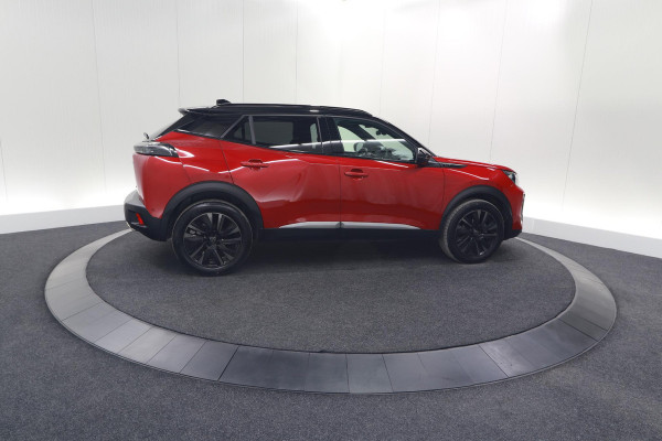 Peugeot 2008 PureTech 130 EAT8 GT | 360 Camera | Dodehoekdetectie | Navigatie | Apple Carplay