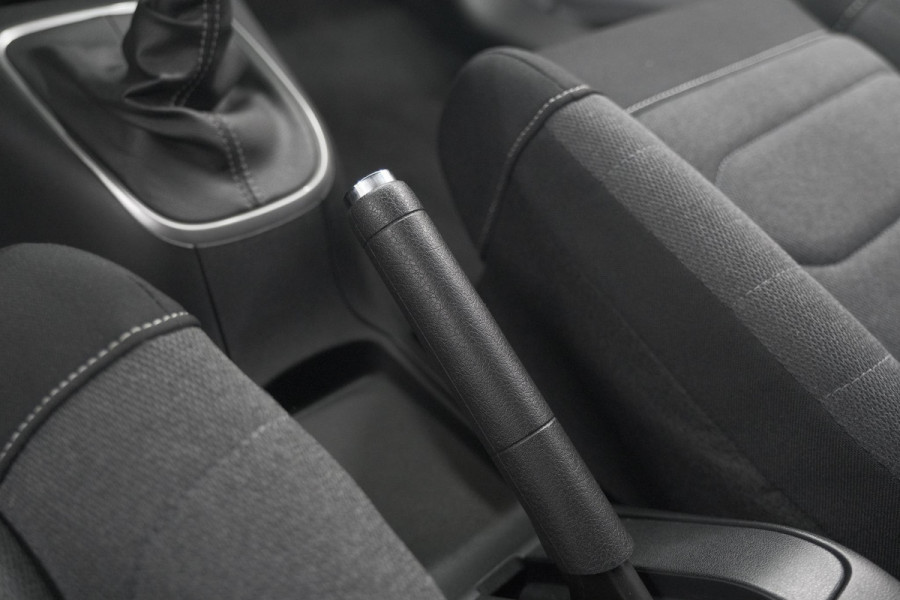Citroën C3 PureTech 110 Shine | Camera | Navigatie | Apple Carplay | Parkeersensoren