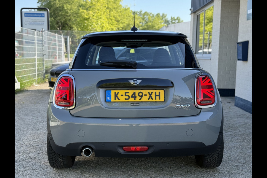 MINI Mini 1.5 Cooper Chili | XENON | CARPLAY | NAVI | KEYLESS | 1e EIGENAAR | NL AUTO