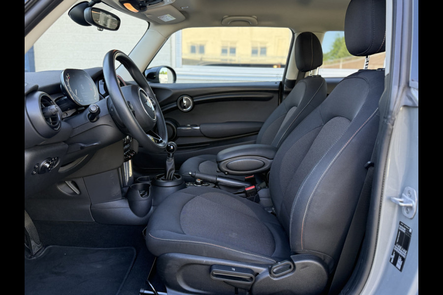 MINI Mini 1.5 Cooper Chili | XENON | CARPLAY | NAVI | KEYLESS | 1e EIGENAAR | NL AUTO