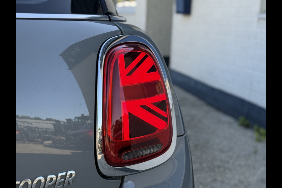 MINI Mini 1.5 Cooper Chili | XENON | CARPLAY | NAVI | KEYLESS | 1e EIGENAAR | NL AUTO