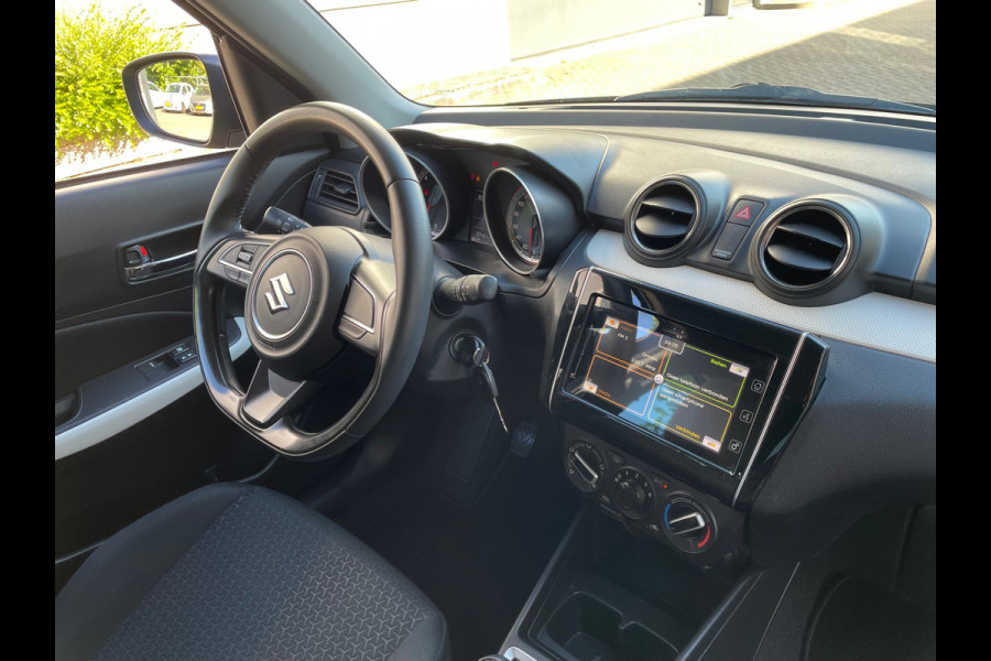 Suzuki Swift 1.2 Select / Camera / Navigatie / Stoelverwarming