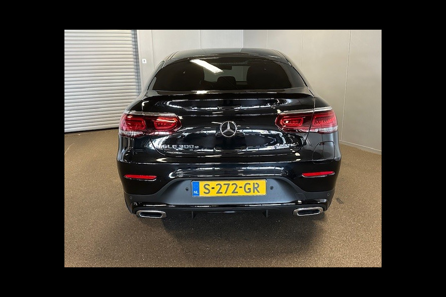 Mercedes-Benz GLC Coupé 300e 4 Matic AMG STYLING-NIGHT-TREKHAAK-DODEHOEK-COMPLEET