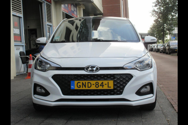 Hyundai i20 1.2 LP i-Drive Cool 5 Deurs Airco Navi Carplay