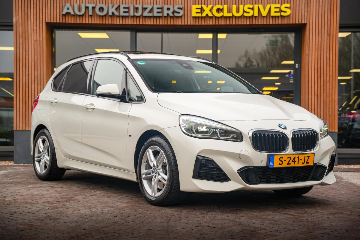 BMW 2 Serie Active Tourer 225xe iPerformance High Executive Camera Pano HUD Clima Cruise Leer 17"LM BMW 2 Serie Active Tourer 225xe iPerformance High Executive Camera Pano HUD Clima Cruise Leer 17"LM