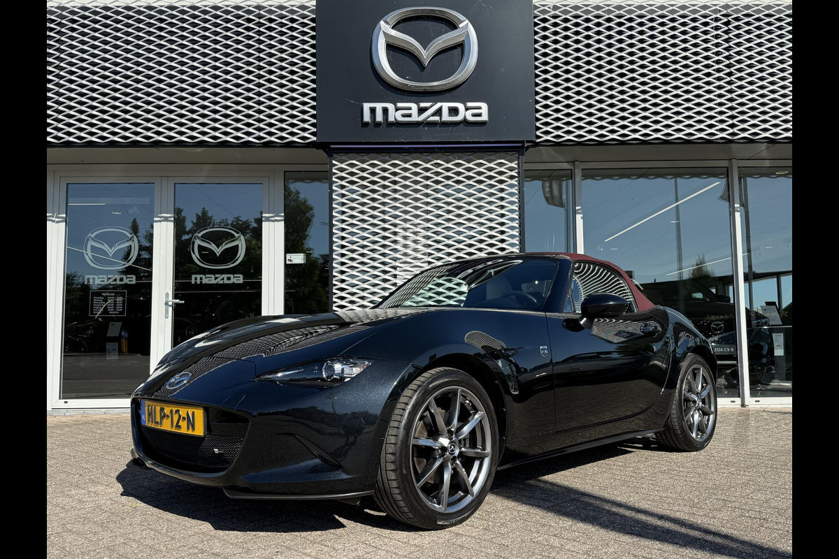Mazda MX-5 2.0 SkyActiv-G 184 Sakura | WIT LEDER | RODE SOFTTOP | DEALERONDERHOUDEN | Mazda MX-5 2.0 SkyActiv-G 184 Sakura | WIT LEDER | RODE SOFTTOP | DEALERONDERHOUDEN |