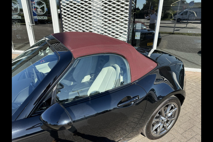 Mazda MX-5 2.0 SkyActiv-G 184 Sakura | WIT LEDER | RODE SOFTTOP | DEALERONDERHOUDEN |