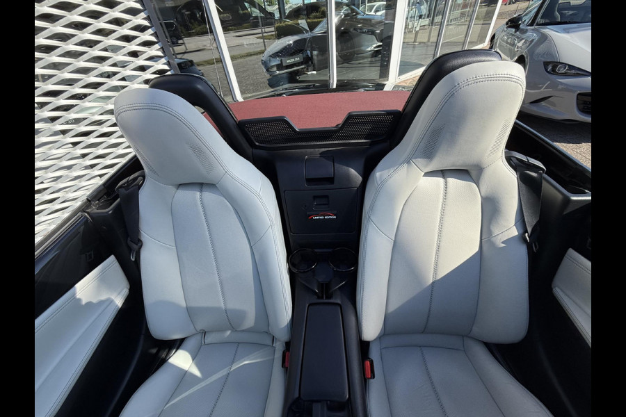 Mazda MX-5 2.0 SkyActiv-G 184 Sakura | WIT LEDER | RODE SOFTTOP | DEALERONDERHOUDEN |
