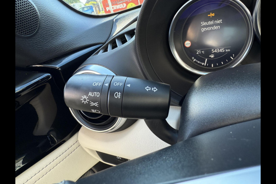 Mazda MX-5 2.0 SkyActiv-G 184 Sakura | WIT LEDER | RODE SOFTTOP | DEALERONDERHOUDEN |