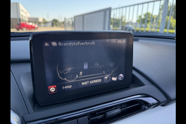 Mazda MX-5 2.0 SkyActiv-G 184 Sakura | WIT LEDER | RODE SOFTTOP | DEALERONDERHOUDEN |