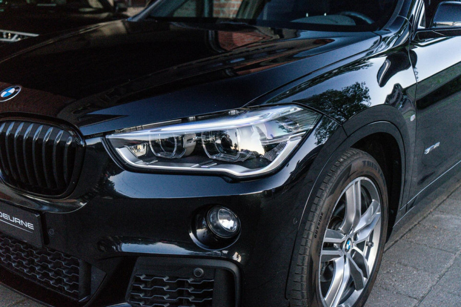 BMW X1 sDrive18i High Executive M-Sport Navi / Cruise / PDC