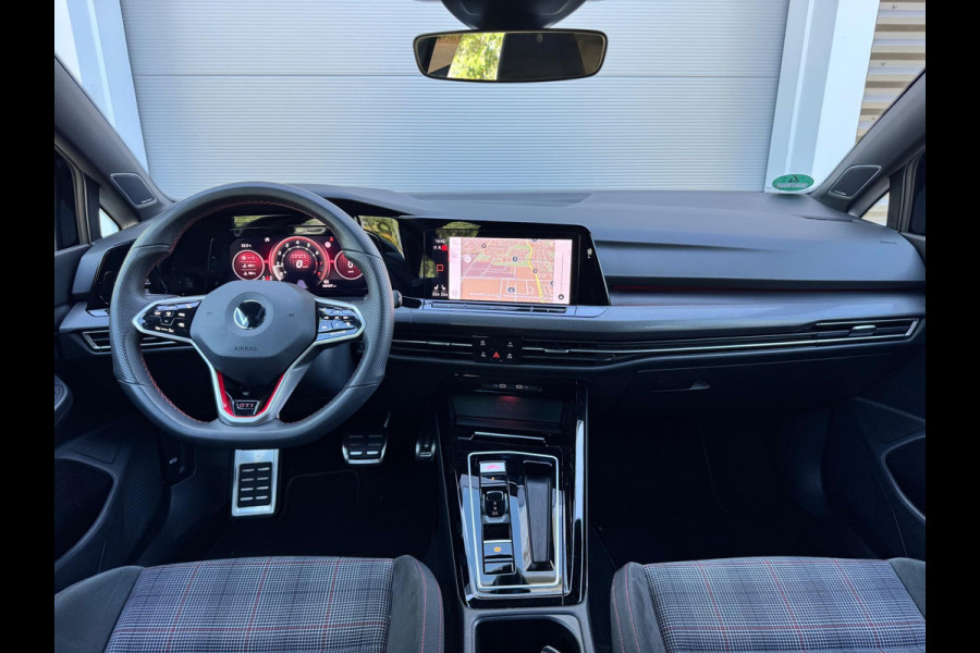 Volkswagen Golf 2.0 TSI GTI Pano/H&K/Camera/BTW!