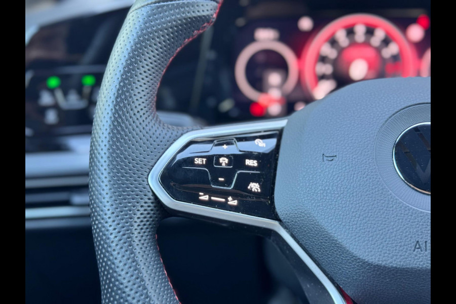 Volkswagen Golf 2.0 TSI GTI Pano/H&K/Camera/BTW!