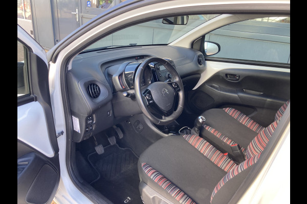 Citroën C1 1.0 VTi Feel Comfort Look 5-drs. AIRCO/MEDIA/PRIVACYGLASS