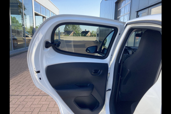 Citroën C1 1.0 VTi Feel Comfort Look 5-drs. AIRCO/MEDIA/PRIVACYGLASS