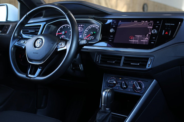 Volkswagen Polo 1.0 TSI R-Line *Led*Stoelverwarming*DSG*Navi*