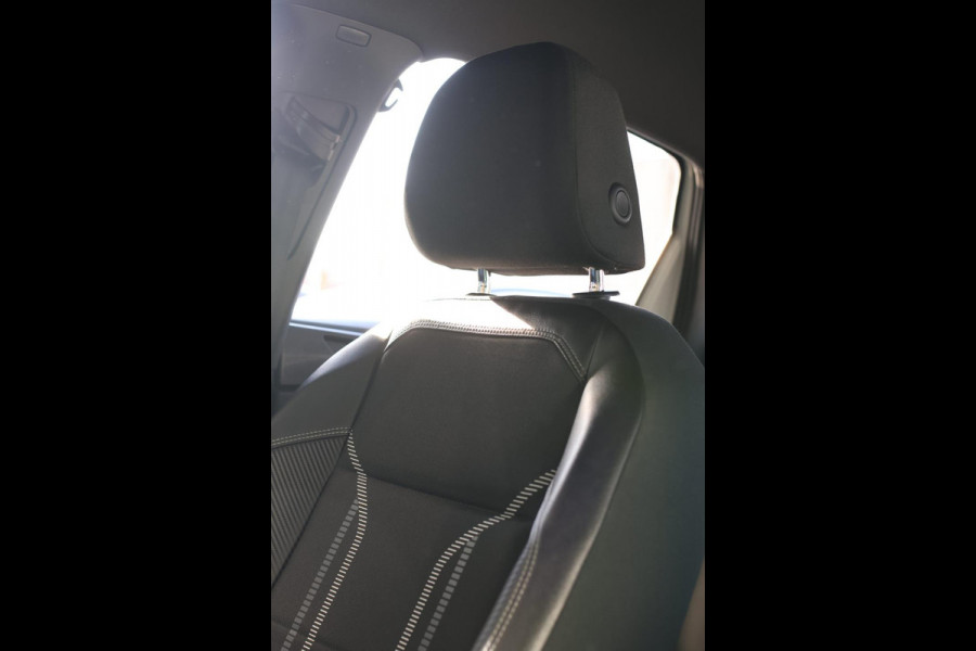 Volkswagen Polo 1.0 TSI R-Line *Led*Stoelverwarming*DSG*Navi*