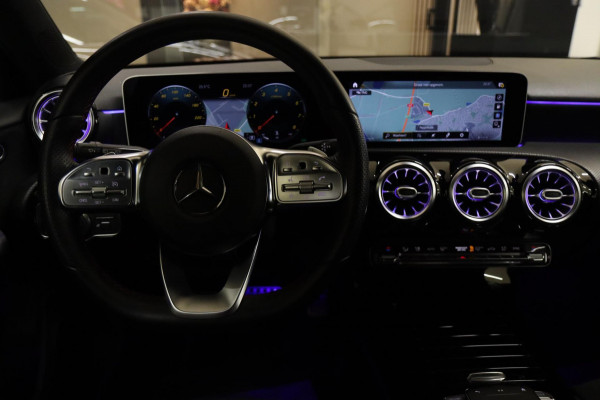 Mercedes-Benz A-Klasse 220 Premium Plus Pano/Memory/Sfeer/Camera/Laneassist/BOMVOL