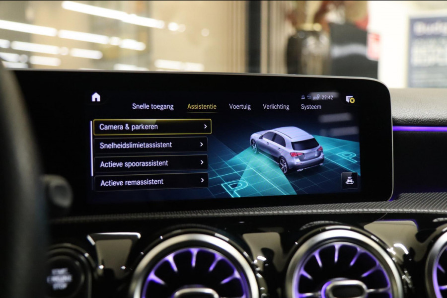 Mercedes-Benz A-Klasse 220 Premium Plus Pano/Memory/Sfeer/Camera/Laneassist/BOMVOL