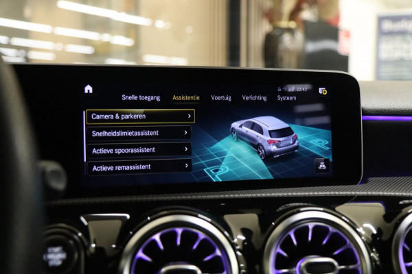 Mercedes-Benz A-Klasse 220 Premium Plus Pano/Memory/Sfeer/Camera/Laneassist/BOMVOL