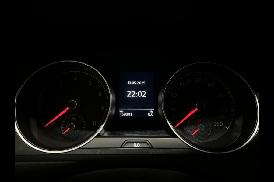 Volkswagen Golf 1.5 TSI 17'' R-Line Massage ACC Carplay NAP