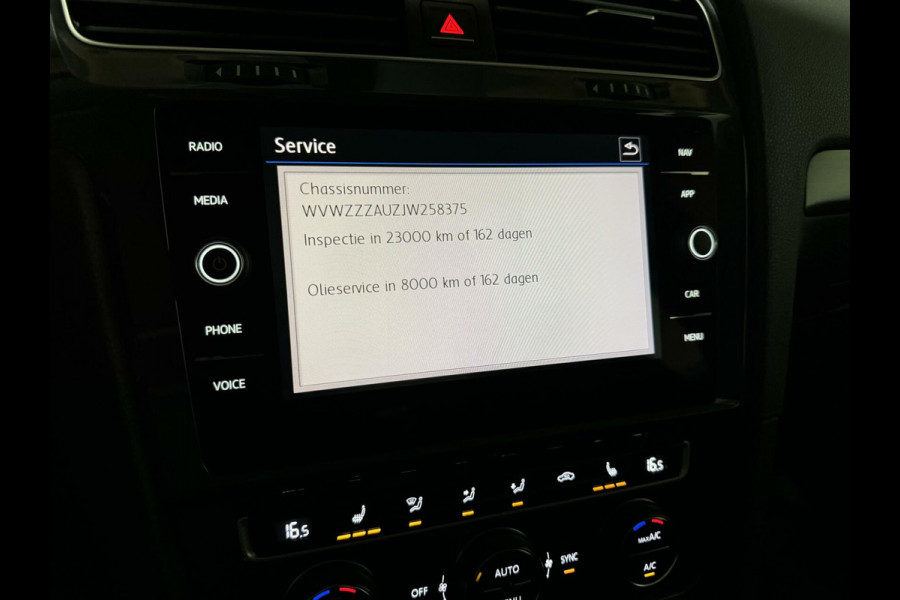 Volkswagen Golf 1.5 TSI 17'' R-Line Massage ACC Carplay NAP