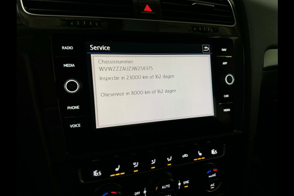 Volkswagen Golf 1.5 TSI 17'' R-Line Massage ACC Carplay NAP