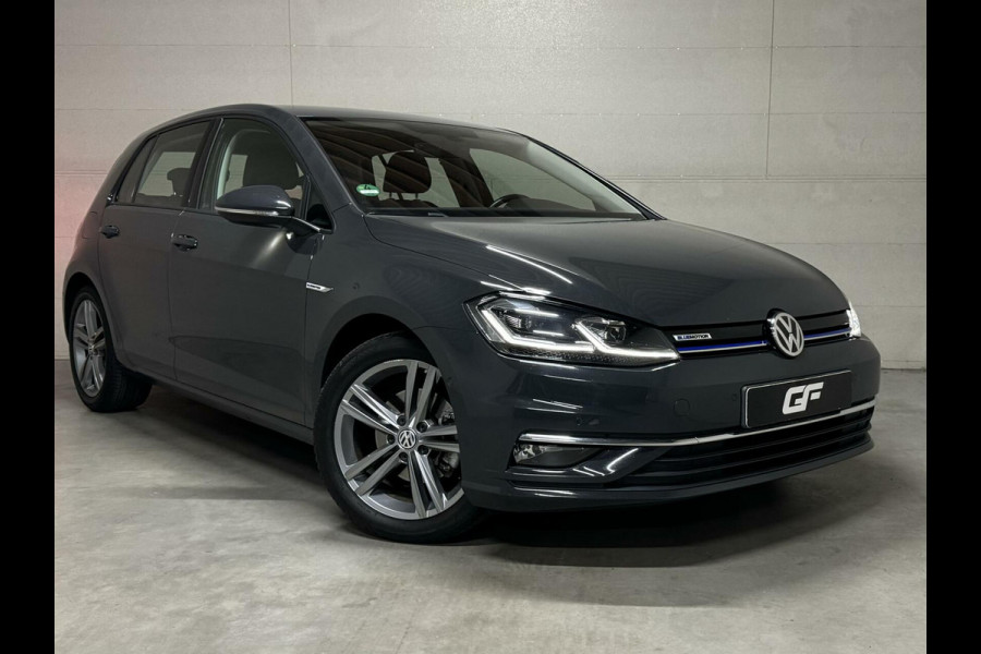 Volkswagen Golf 1.5 TSI 17'' R-Line Massage ACC Carplay NAP
