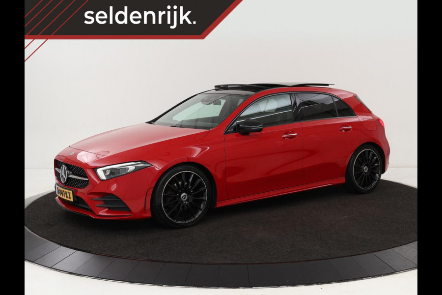 Mercedes-Benz A-Klasse 200 AMG Night | Panoramadak | Stoelverwarming | Carplay | Camera | Keyless | Memory | Sfeerverlichting | Widescreen | Leder/Alcantara | Navigatie | Park Assist
