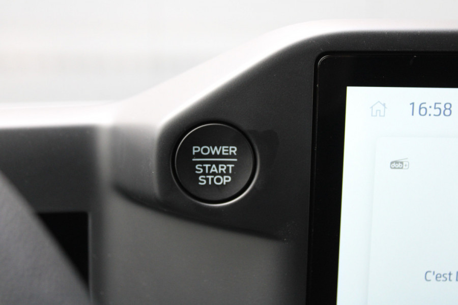 Ford Transit Custom 320 2.0 TDCI L2H1 Trend DC 150 pk - LED Koplampen - 5 Zits - 2x Schuifdeur - Stoelverwarming - Privacyglass