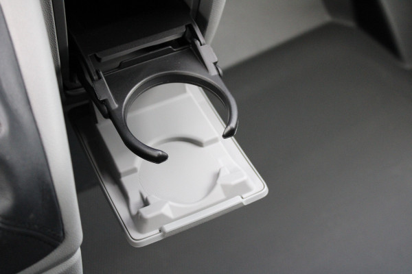 Ford Transit Custom 320 2.0 TDCI L2H1 Trend DC 150 pk - LED Koplampen - 5 Zits - 2x Schuifdeur - Stoelverwarming - Privacyglass