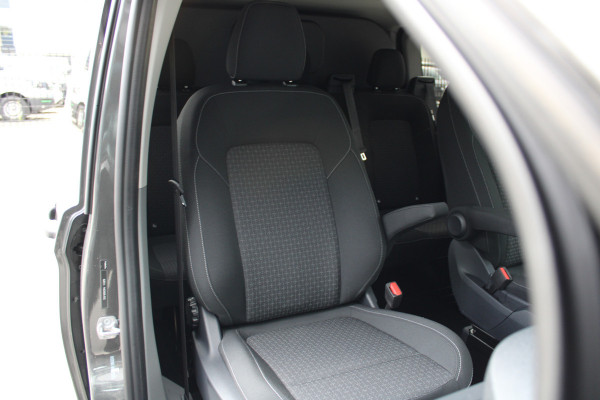 Ford Transit Custom 320 2.0 TDCI L2H1 Trend DC 150 pk - LED Koplampen - 5 Zits - 2x Schuifdeur - Stoelverwarming - Privacyglass