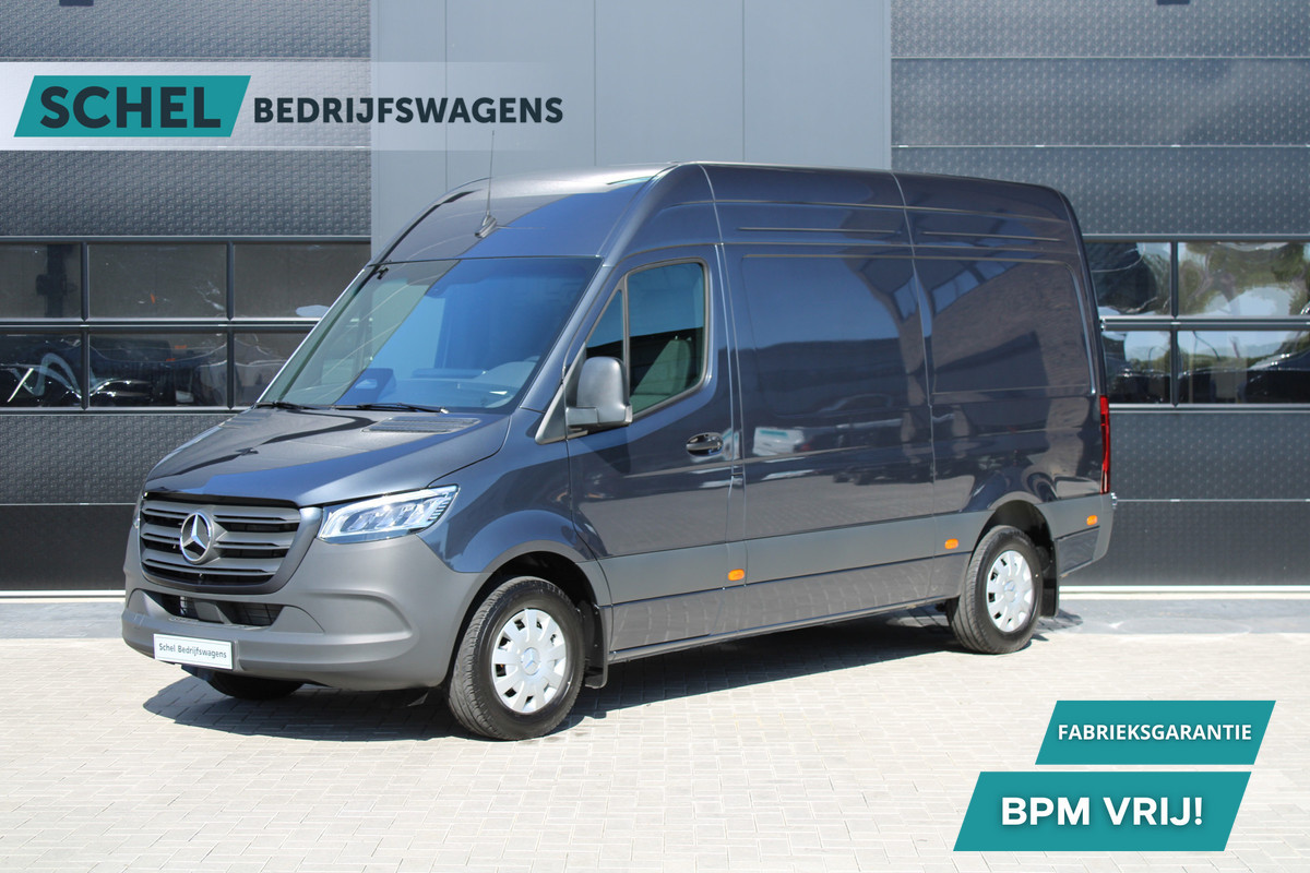 Mercedes-Benz Sprinter 317CDI L2H2 Select - LED - Mbux 10 - 3.5t Trekhaak - Geveerde Stoel - Betimmering - Camera - Carplay - Bind spot - Cruise - Rijk Mercedes-Benz Sprinter 317CDI L2H2 Select - LED - Mbux 10 - 3.5t Trekhaak - Geveerde Stoel - Betimmering - Camera - Carplay - Bind spot - Cruise - Rijk