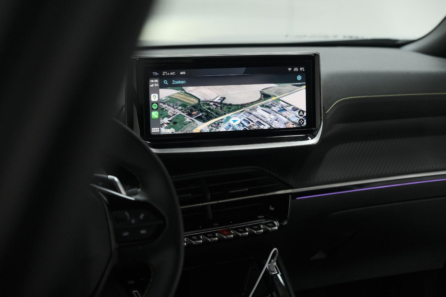 Peugeot 2008 PureTech 130 EAT8 GT | 360 Camera | Adaptieve Cruise Control | Dodehoekdetectie | Apple Carplay