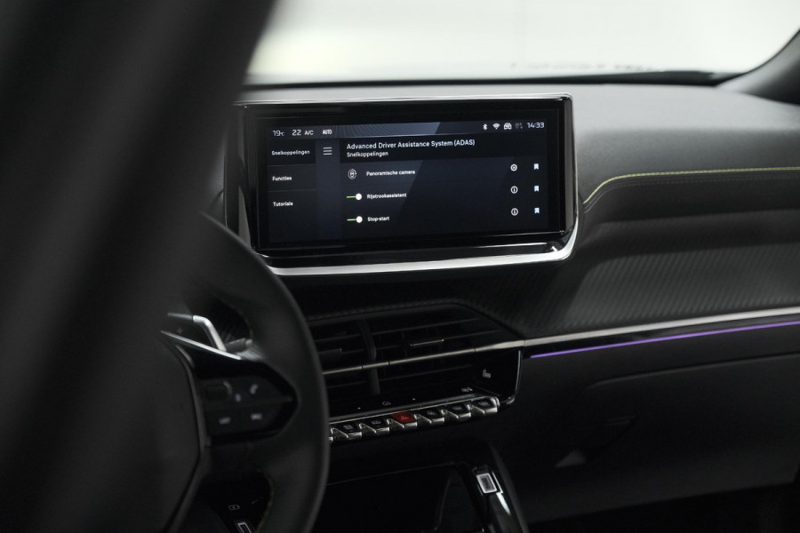 Peugeot 2008 PureTech 130 EAT8 GT | 360 Camera | Adaptieve Cruise Control | Dodehoekdetectie | Apple Carplay