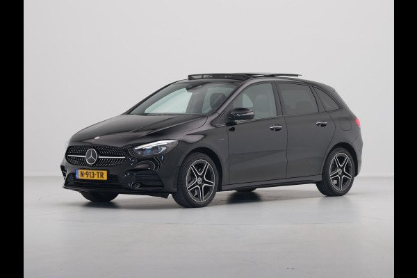 Mercedes-Benz B-Klasse 250 e Business Solution AMG Limited Panorama BurmesterSound Carplay Stoelverwarming Ambient Lighting