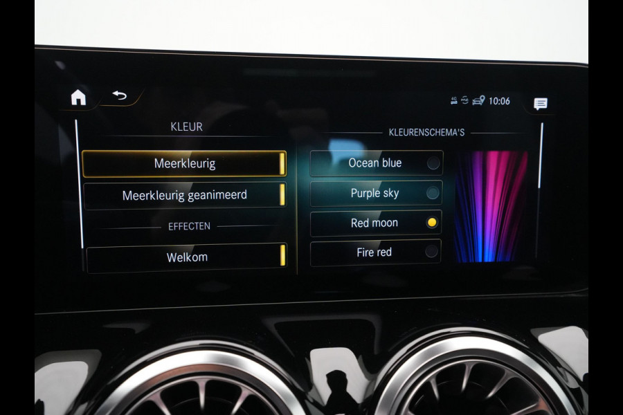 Mercedes-Benz B-Klasse 250 e Business Solution AMG Limited Panorama BurmesterSound Carplay Stoelverwarming Ambient Lighting