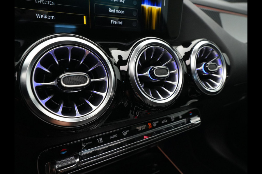 Mercedes-Benz B-Klasse 250 e Business Solution AMG Limited Panorama BurmesterSound Carplay Stoelverwarming Ambient Lighting