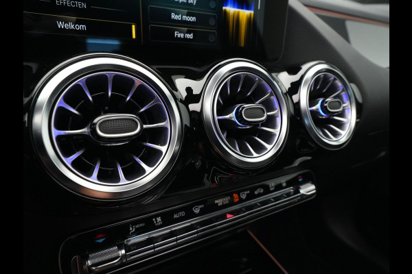 Mercedes-Benz B-Klasse 250 e Business Solution AMG Limited Panorama BurmesterSound Carplay Stoelverwarming Ambient Lighting