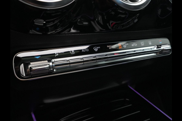 Mercedes-Benz B-Klasse 250 e Business Solution AMG Limited Panorama BurmesterSound Carplay Stoelverwarming Ambient Lighting