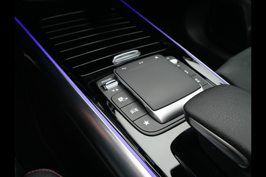 Mercedes-Benz B-Klasse 250 e Business Solution AMG Limited Panorama BurmesterSound Carplay Stoelverwarming Ambient Lighting