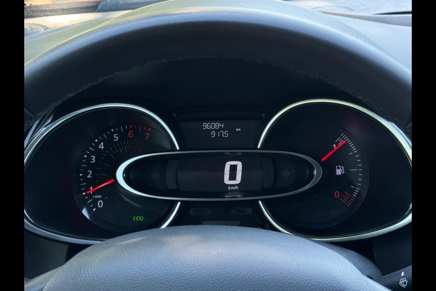 Renault Clio 0.9 TCe Limited, navigatie, cruise control, airco,Nederlandse auto met nationale auto pas