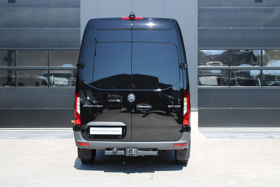 Mercedes-Benz Sprinter 317CDI L2H2 Select - LED - Mbux 10 - 3.5t Trekhaak - Geveerde Stoel - Betimmering - Camera - Carplay - Blind spot - Cruise - Rij