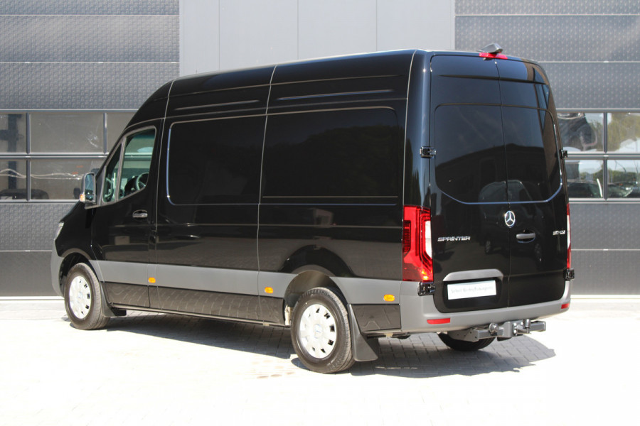 Mercedes-Benz Sprinter 317CDI L2H2 Select - LED - Mbux 10 - 3.5t Trekhaak - Geveerde Stoel - Betimmering - Camera - Carplay - Blind spot - Cruise - Rij