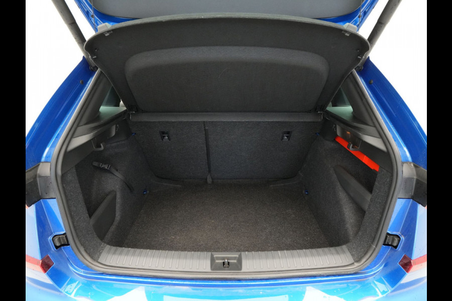 Škoda Kamiq 1.0 TSI 115pk DSG Monte Carlo Camera Navi via App Virtual Cockpit Pdc LM velgen 136