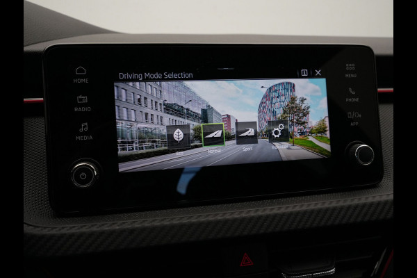 Škoda Kamiq 1.0 TSI 115pk DSG Monte Carlo Camera Navi via App Virtual Cockpit Pdc LM velgen 136